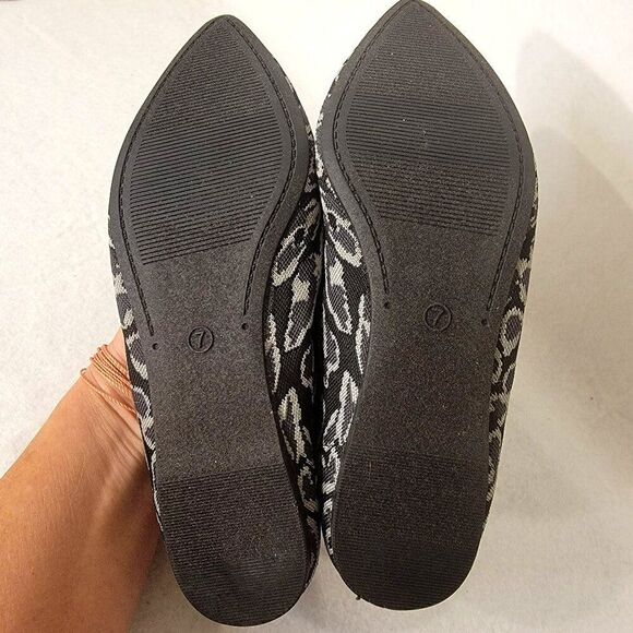 Serra Leopard Knit Flats Shoes 7 Recycled Washable Pointy Animal Print Mobwife - Picture 9 of 9